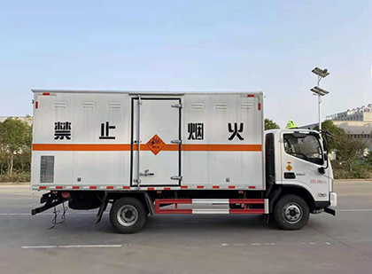 宜城爆破器材运输车